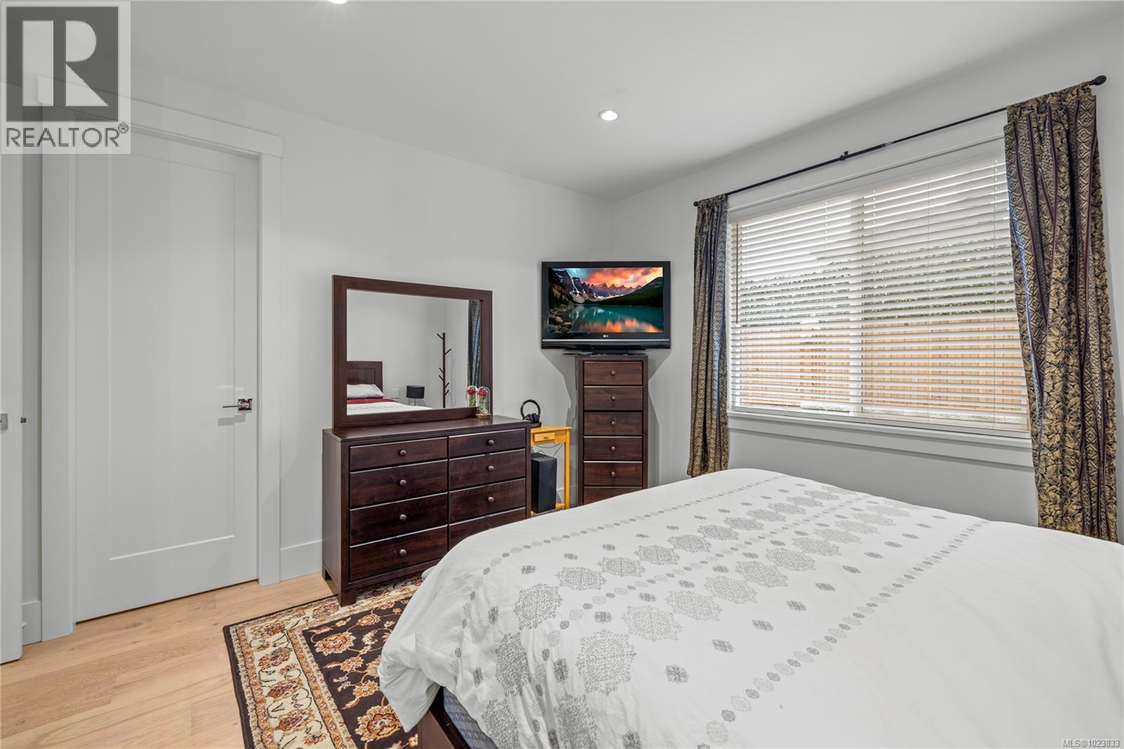 163 Cabot Crt, Parksville