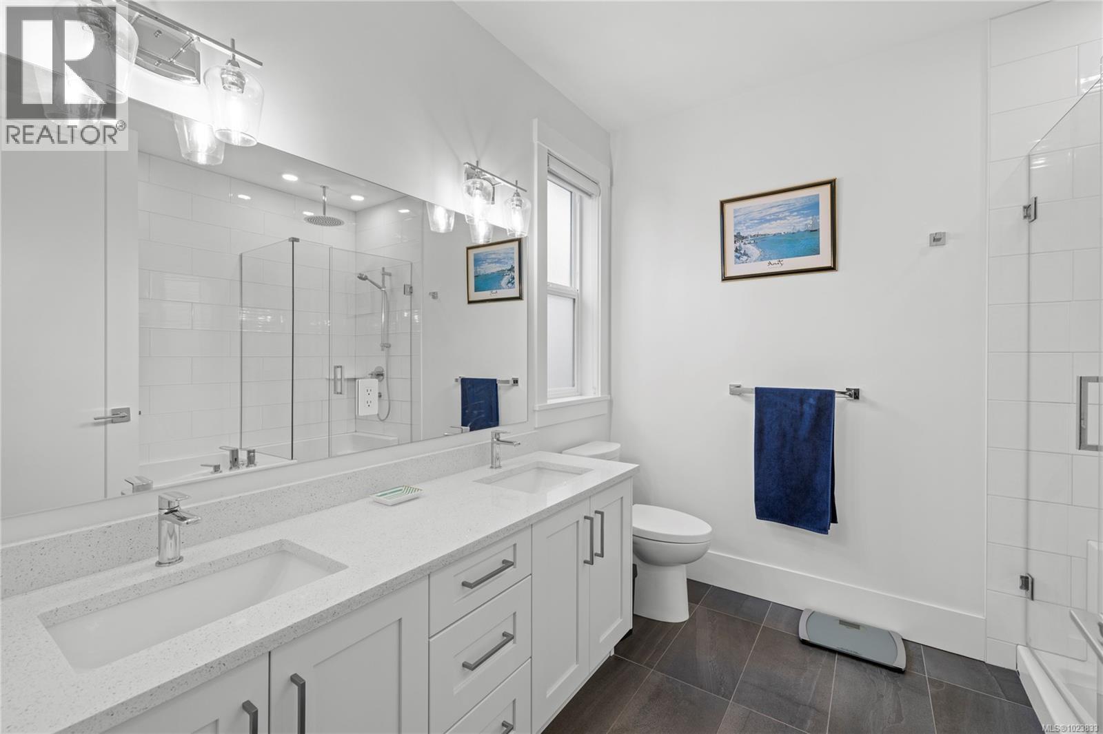 163 Cabot Crt, Parksville