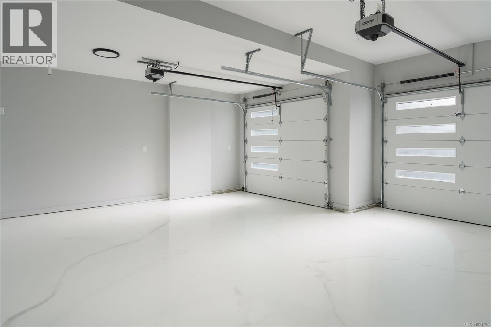 124 HAWK POINT RD - 10