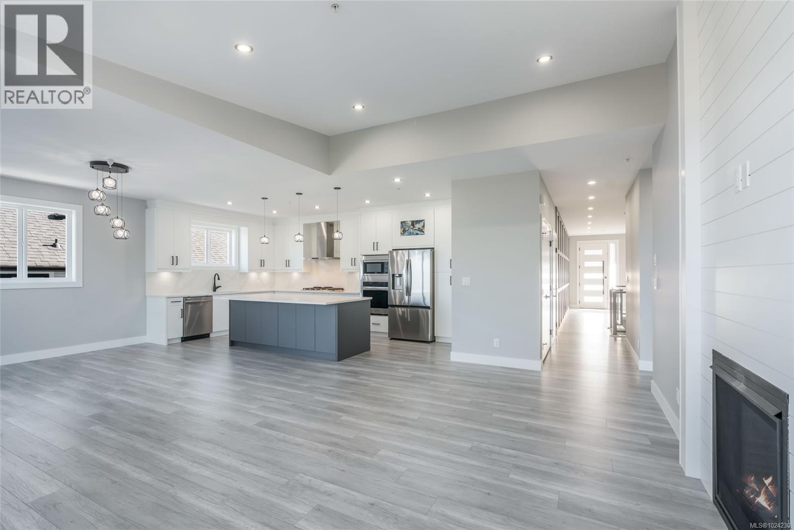 124 HAWK POINT RD - 18