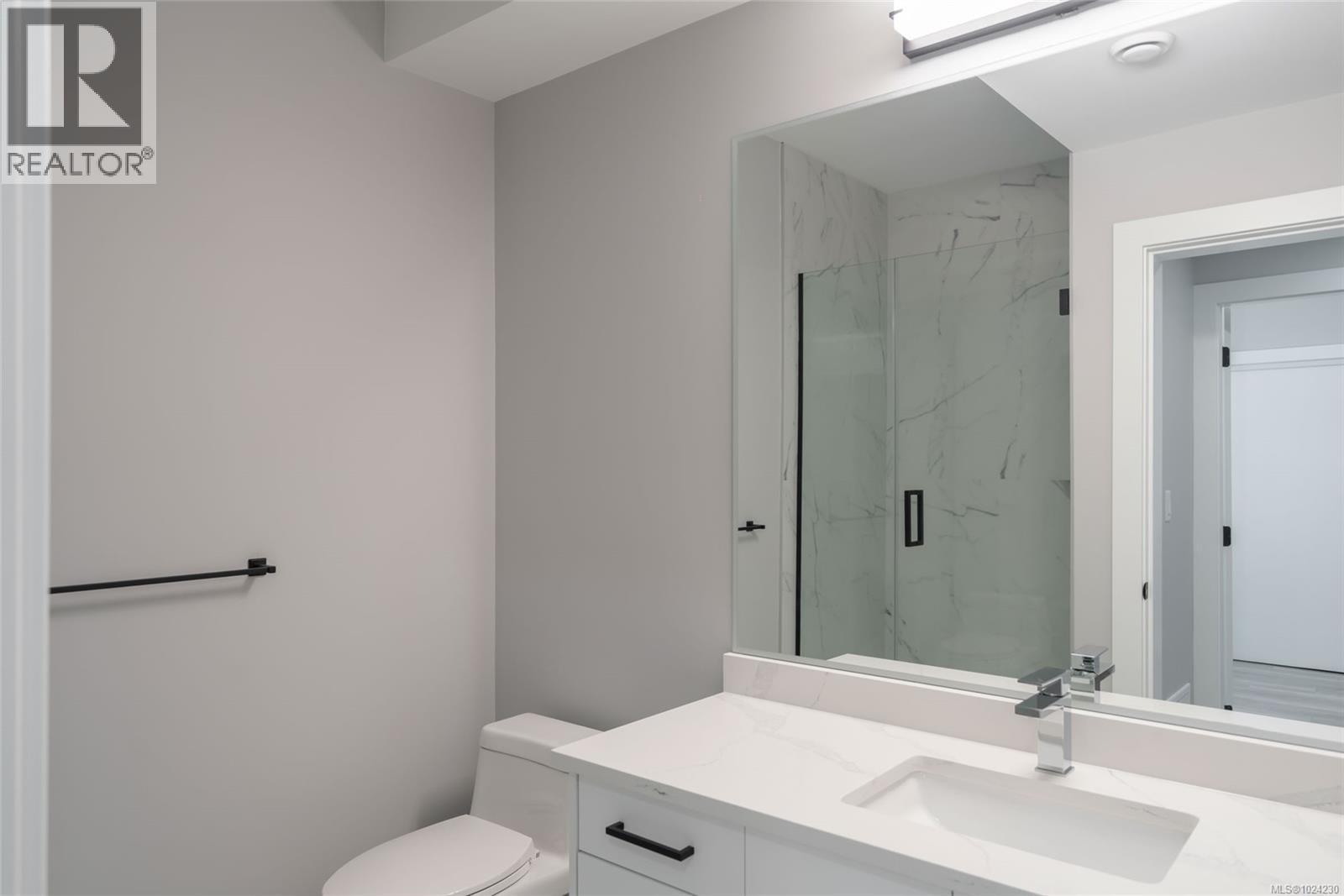 124 HAWK POINT RD - 39