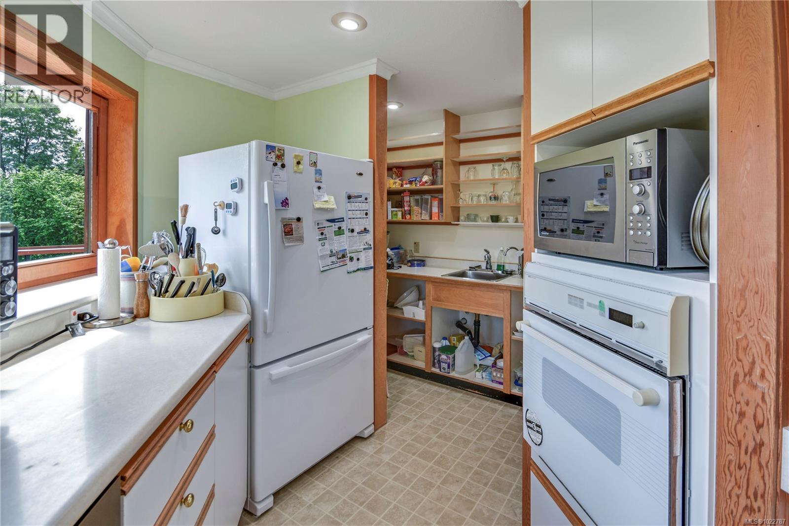 2700 Ritten Rd, Nanaimo