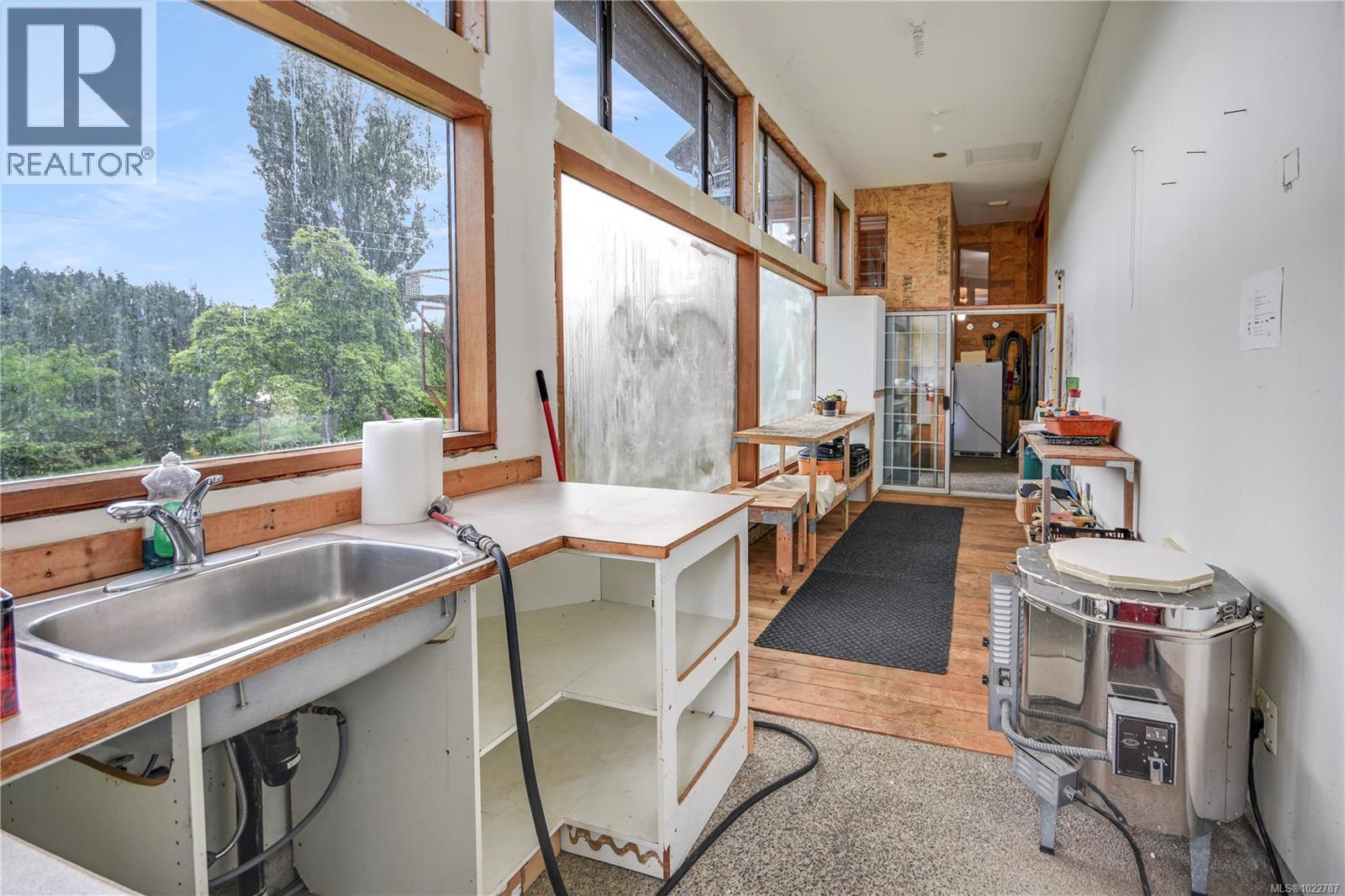 2700 Ritten Rd, Nanaimo