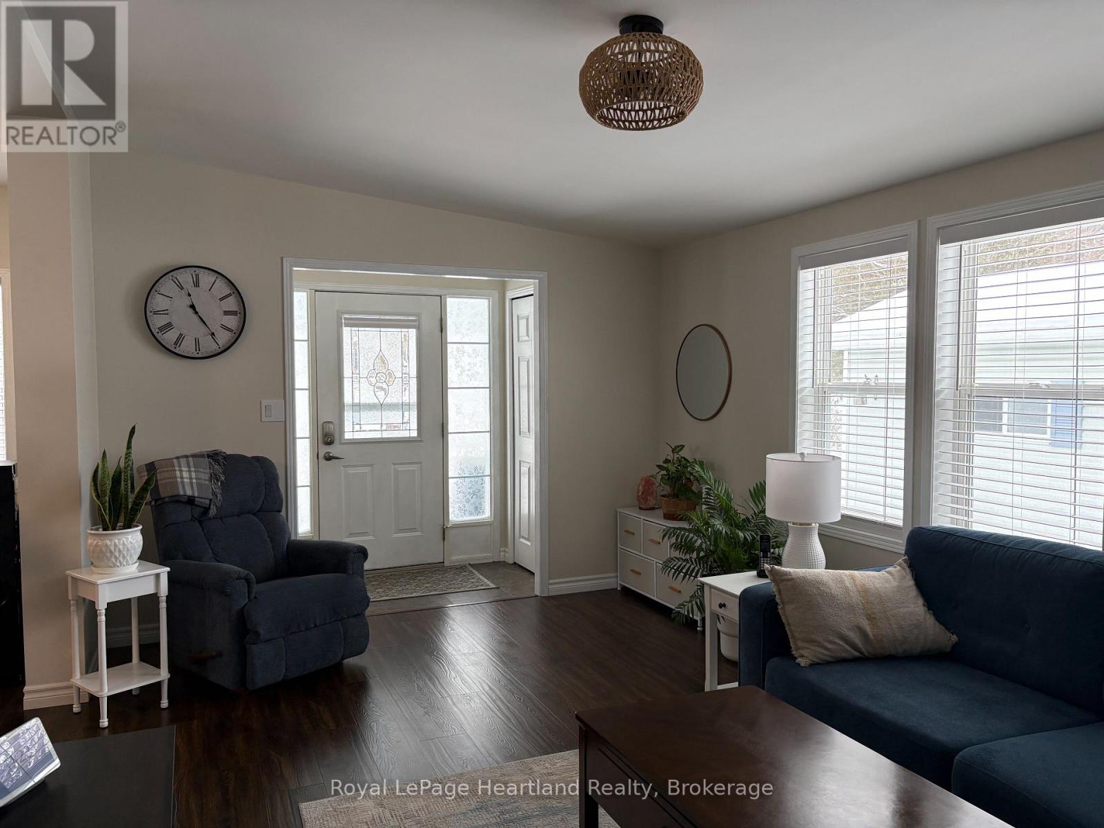 15 HURON LANE - 3