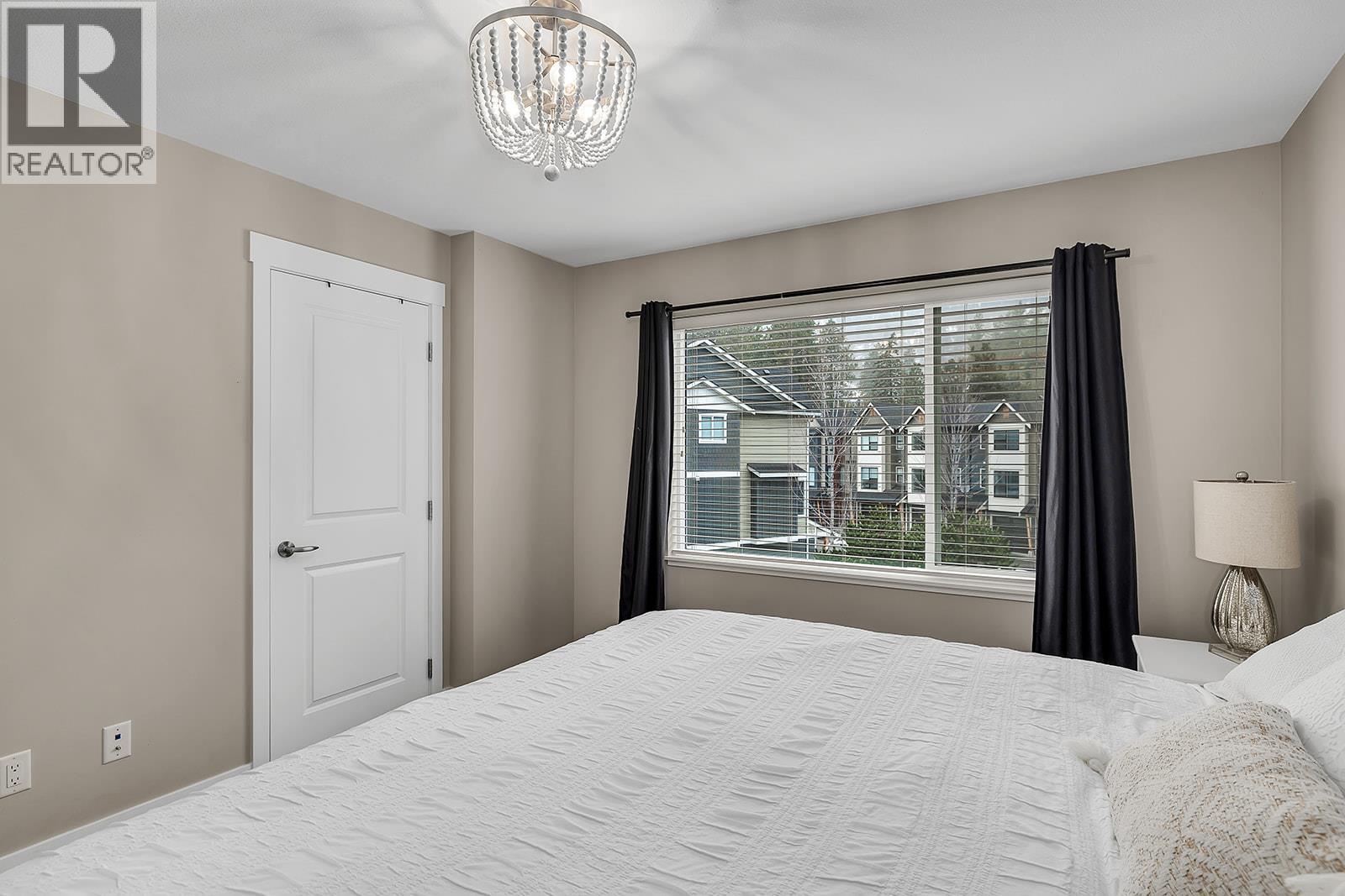 24 2490 Tuscany Drive, West Kelowna