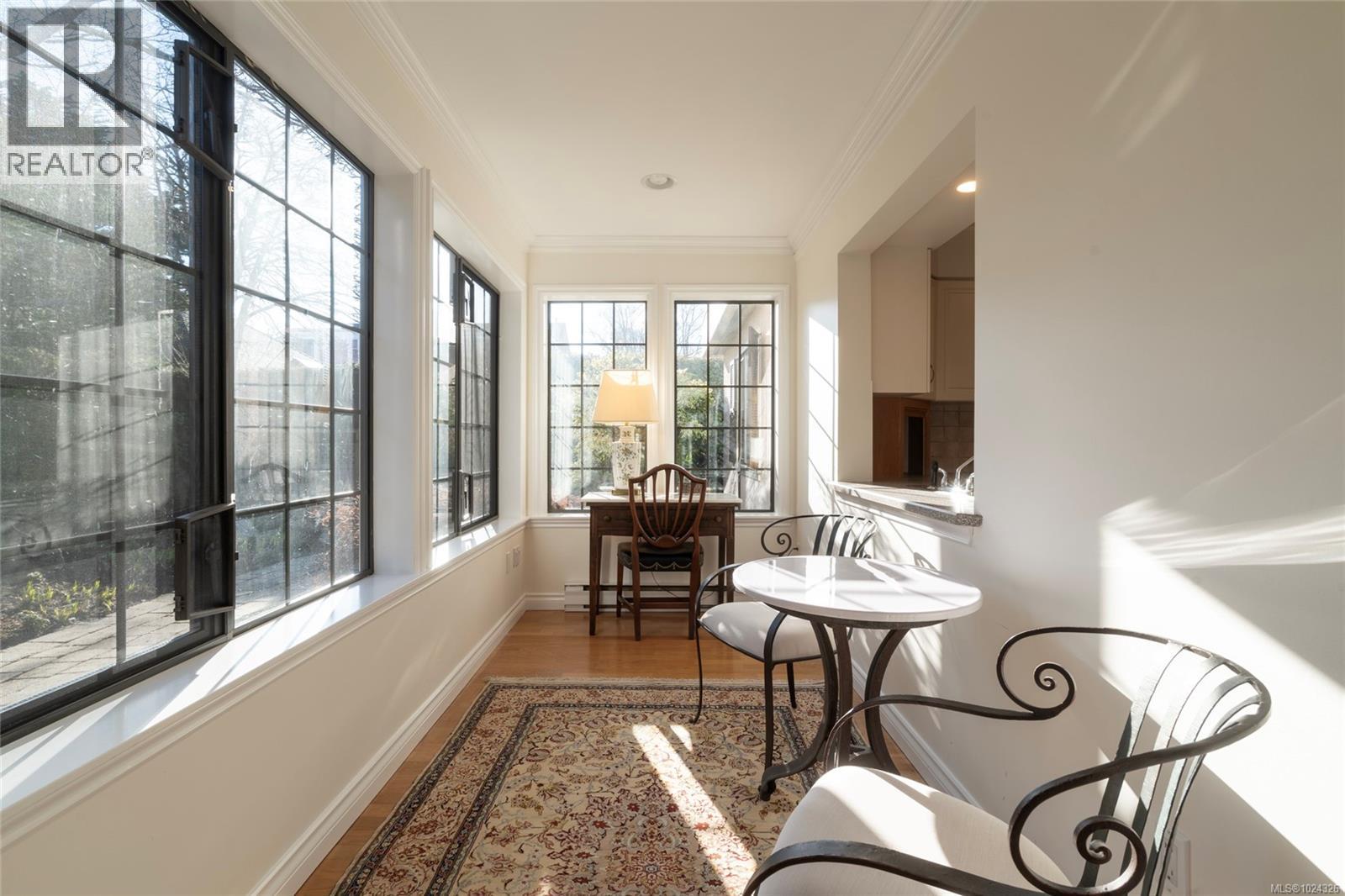 1393 Monterey Ave, Oak Bay