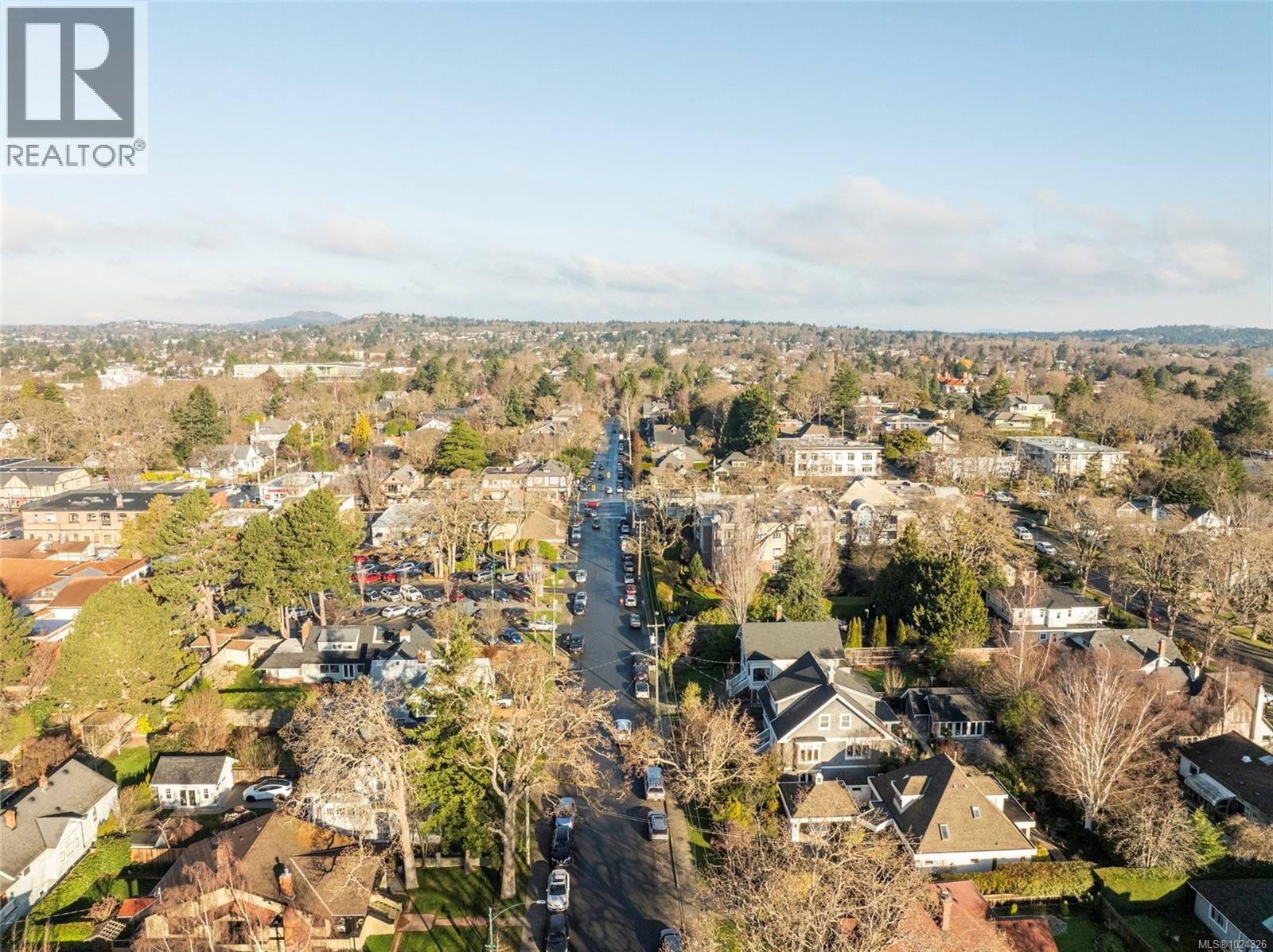 1393 Monterey Ave, Oak Bay