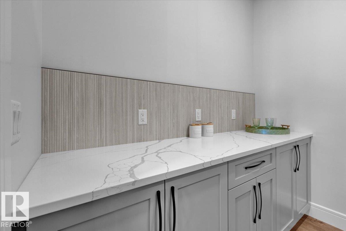 2003 GENESIS LN, Stony Plain