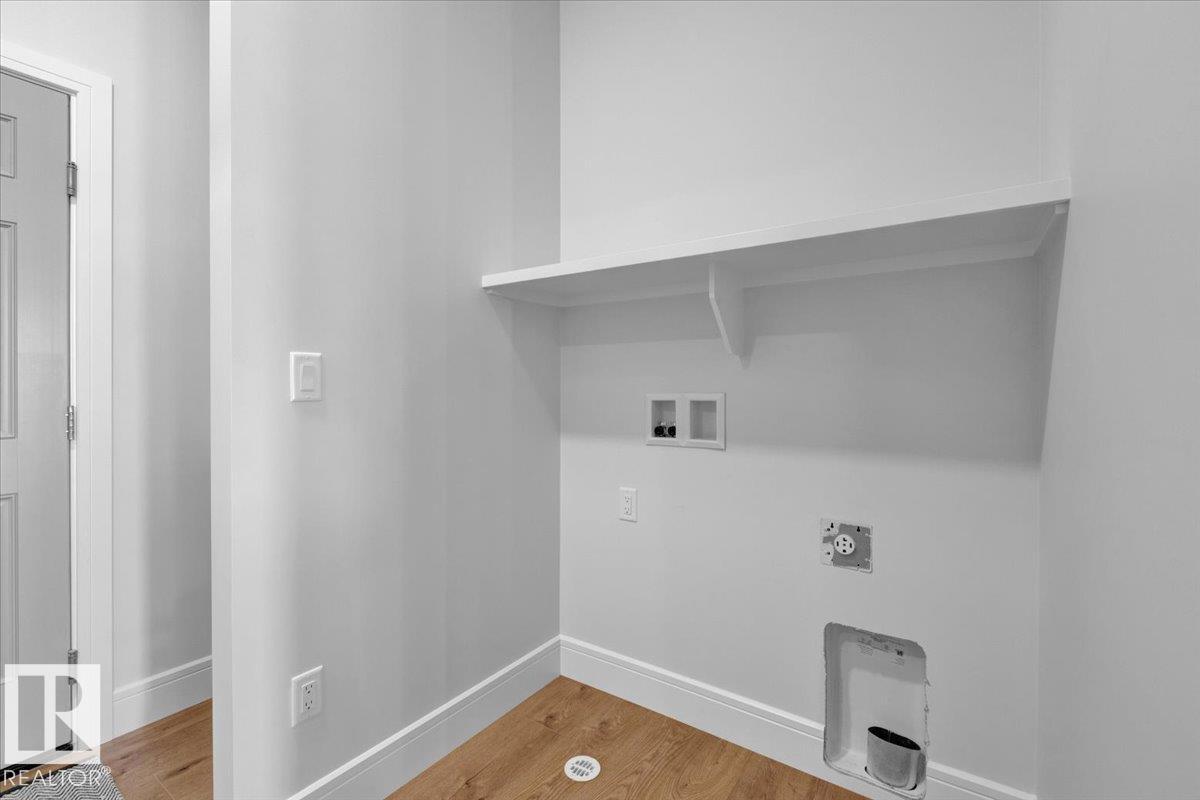 2003 GENESIS LN, Stony Plain