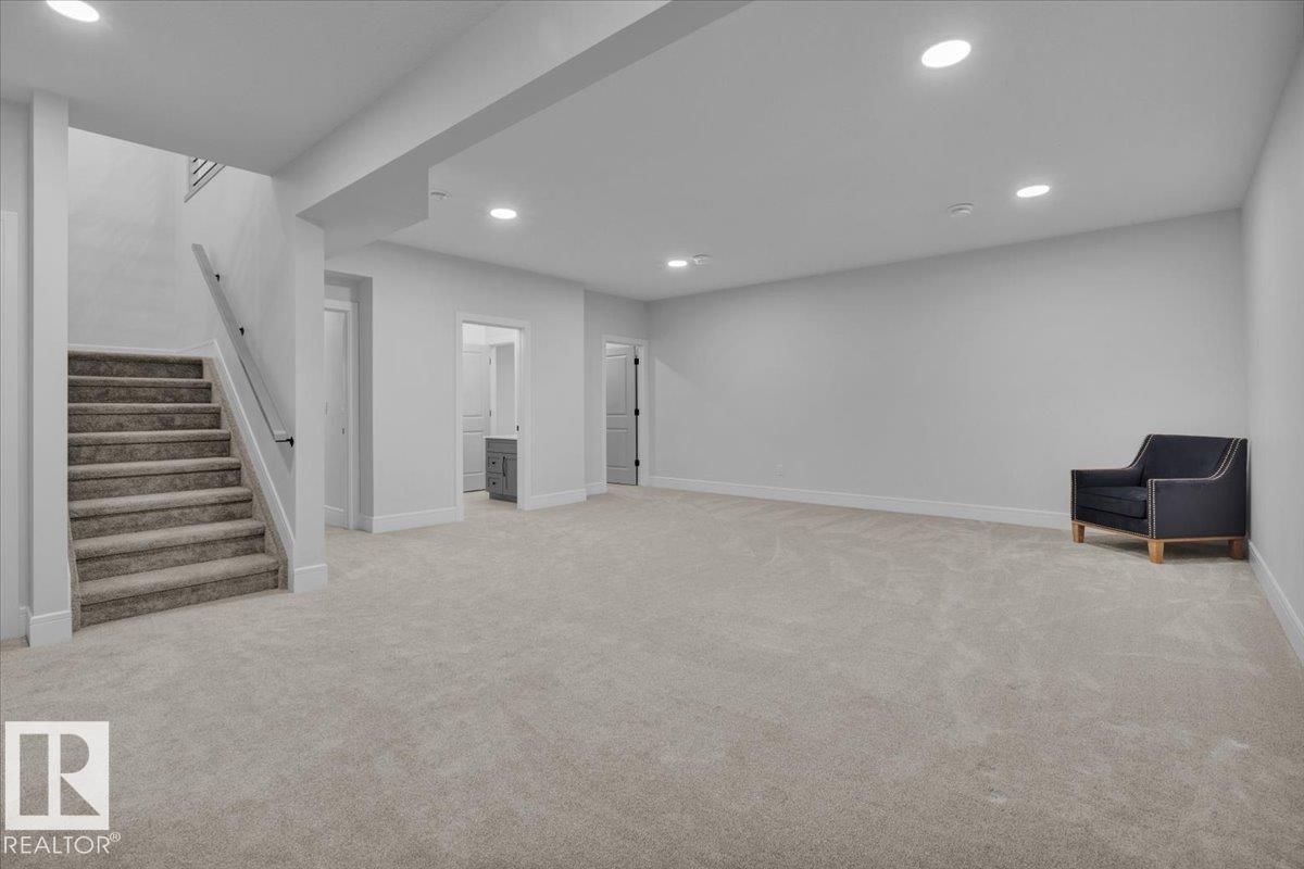 2003 GENESIS LN, Stony Plain