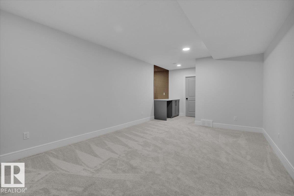 2003 GENESIS LN, Stony Plain