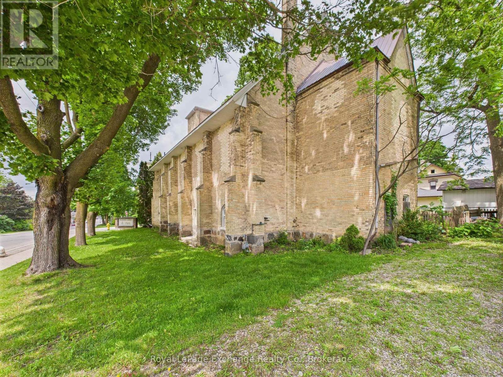 241 CENTRE STREET - Photo 5 of 20, North Huron (Wingham), Ontario