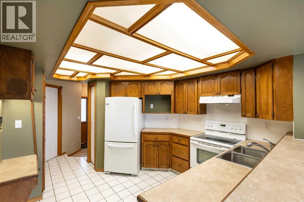 4828 44 Street, Innisfail