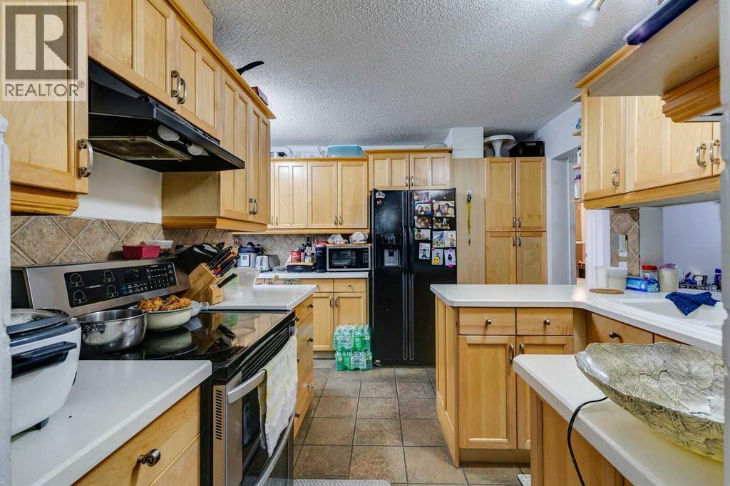 Single Family House Bungalow for Sale in  Allandale Close SE Acadia Calgary 