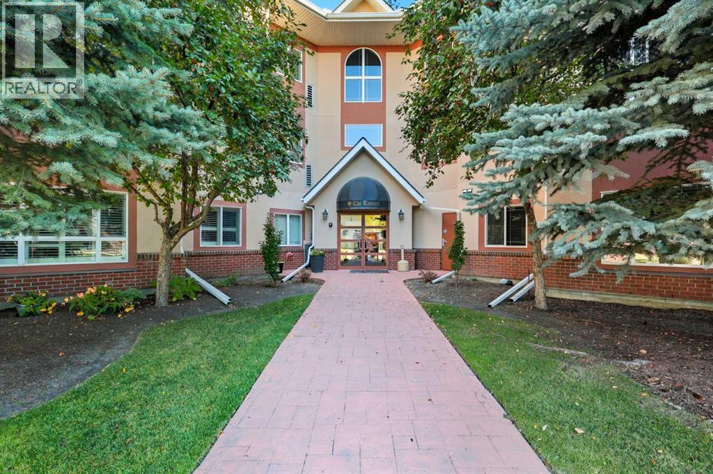 240, 30 Sierra Morena Landing SW, Calgary, Alberta