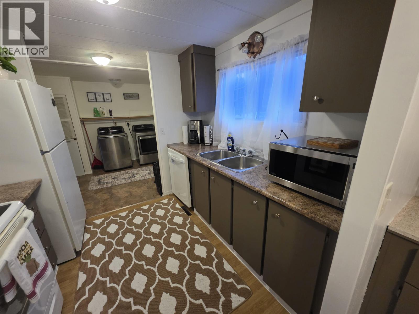 3962 HAGEN Street, Terrace