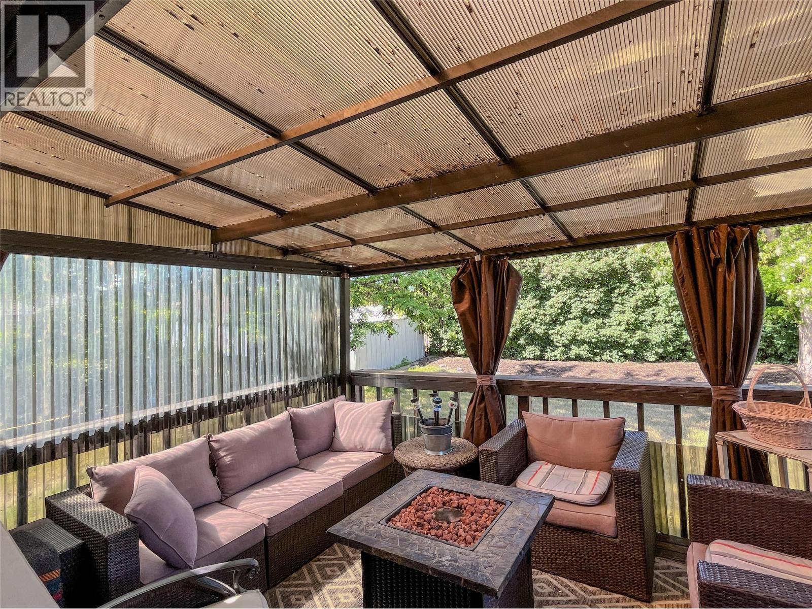 5506 Jackpine Lane, Osoyoos