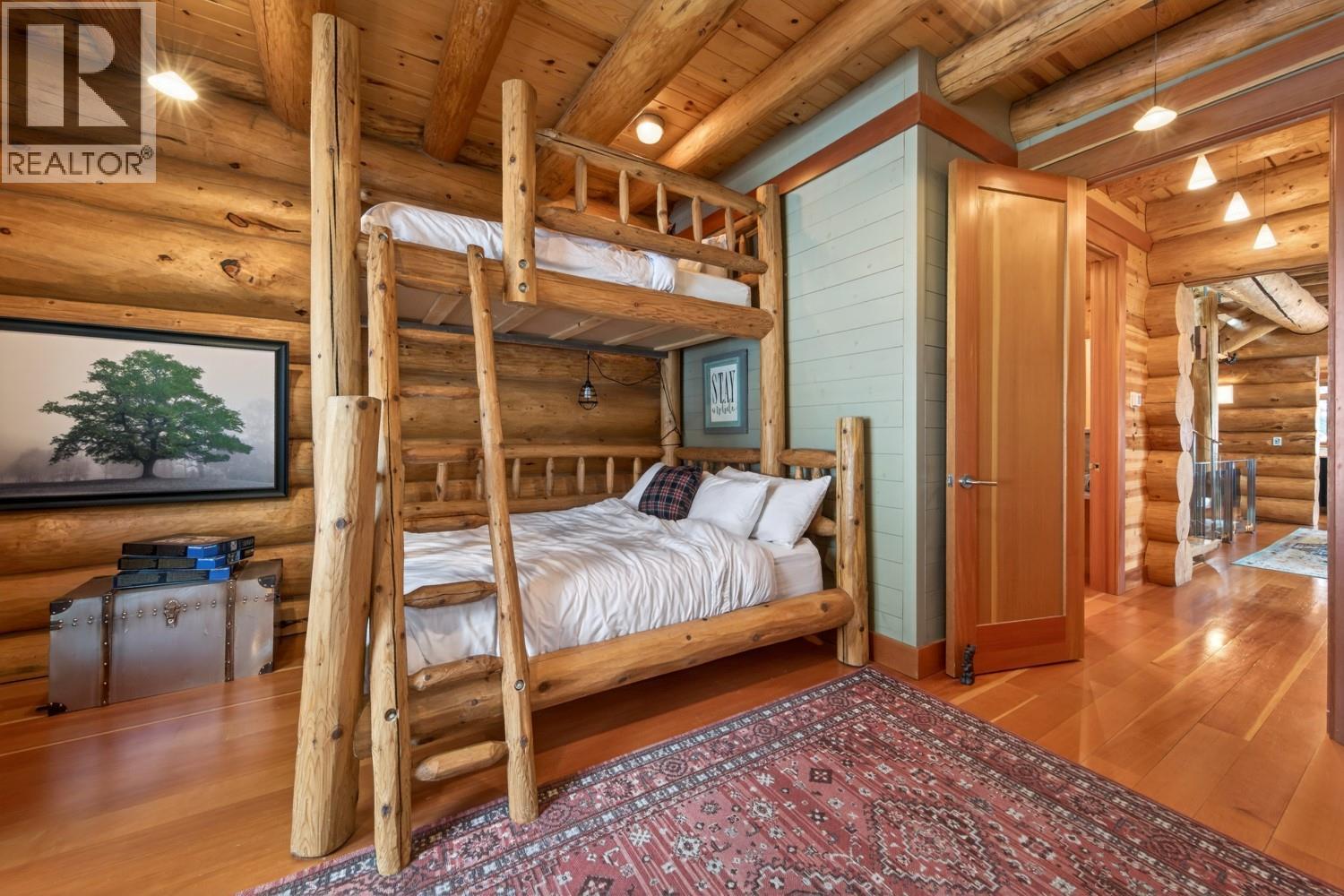 1783 Greywolf Drive, Panorama