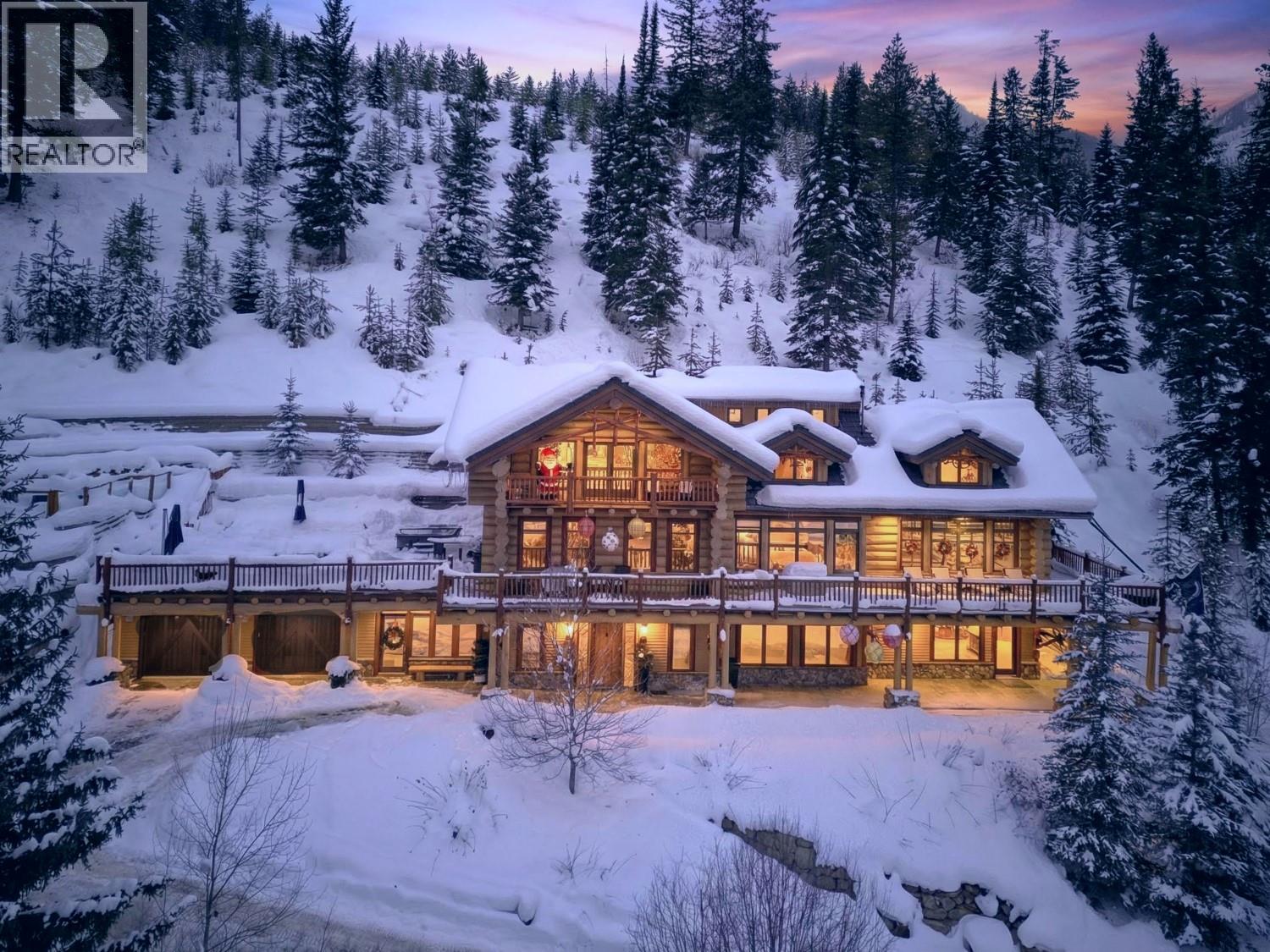 1783 Greywolf Drive, Panorama