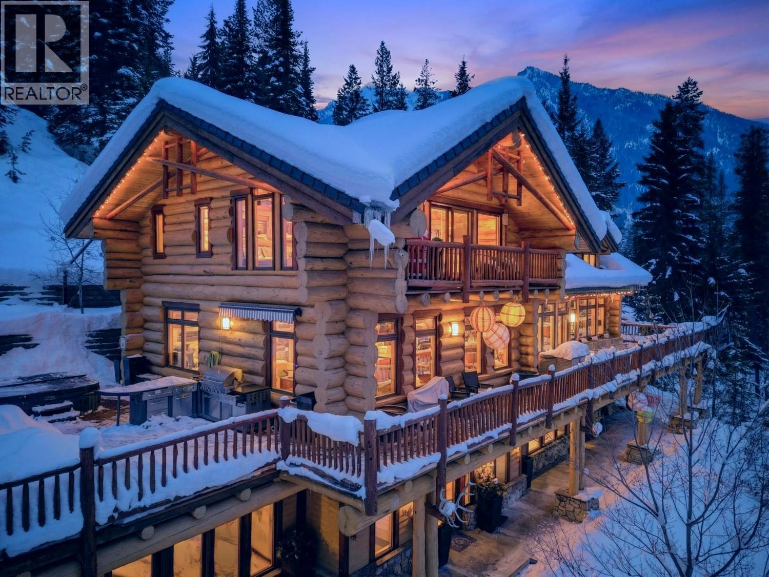 1783 Greywolf Drive, Panorama