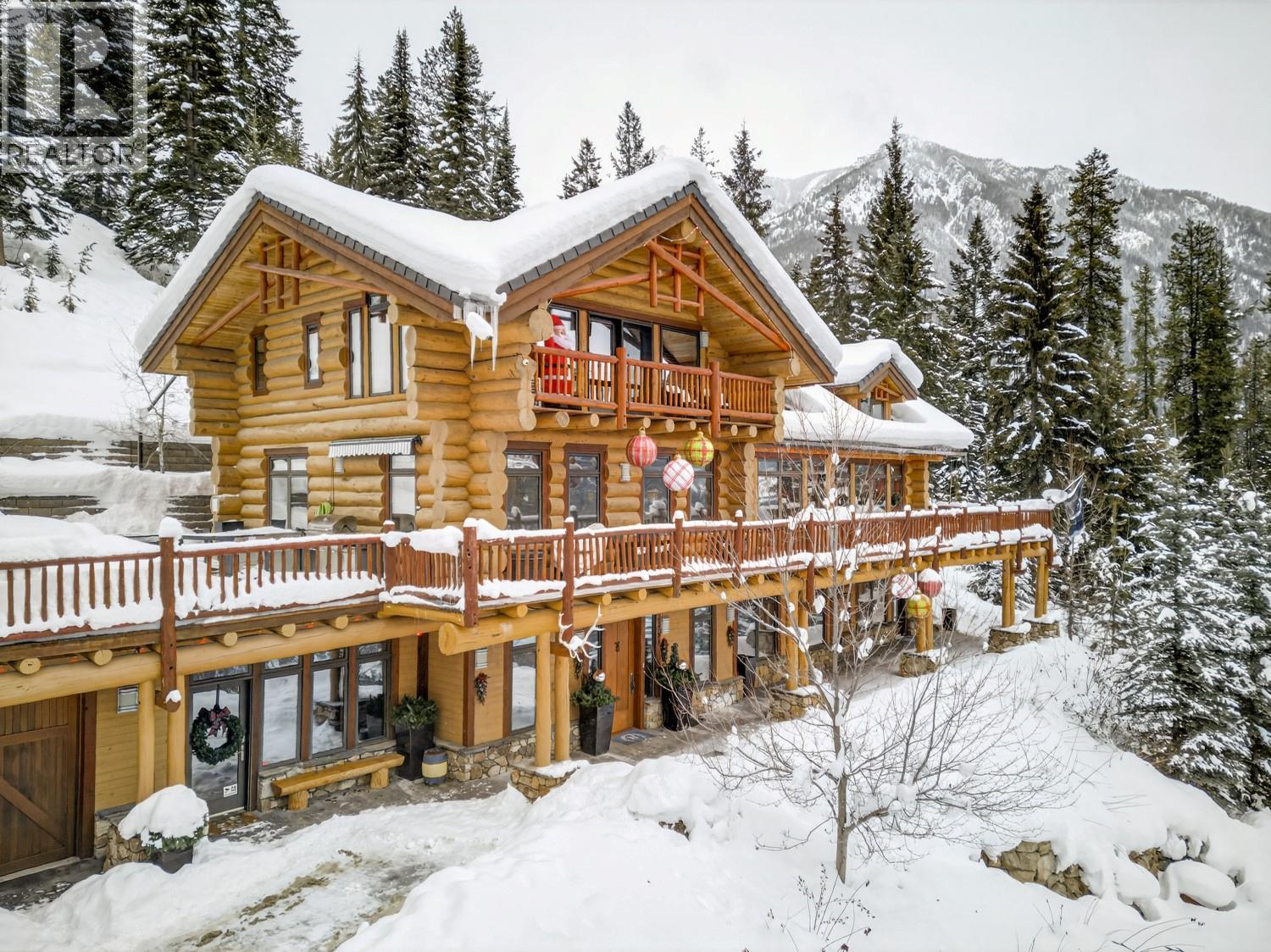 1783 Greywolf Drive, Panorama