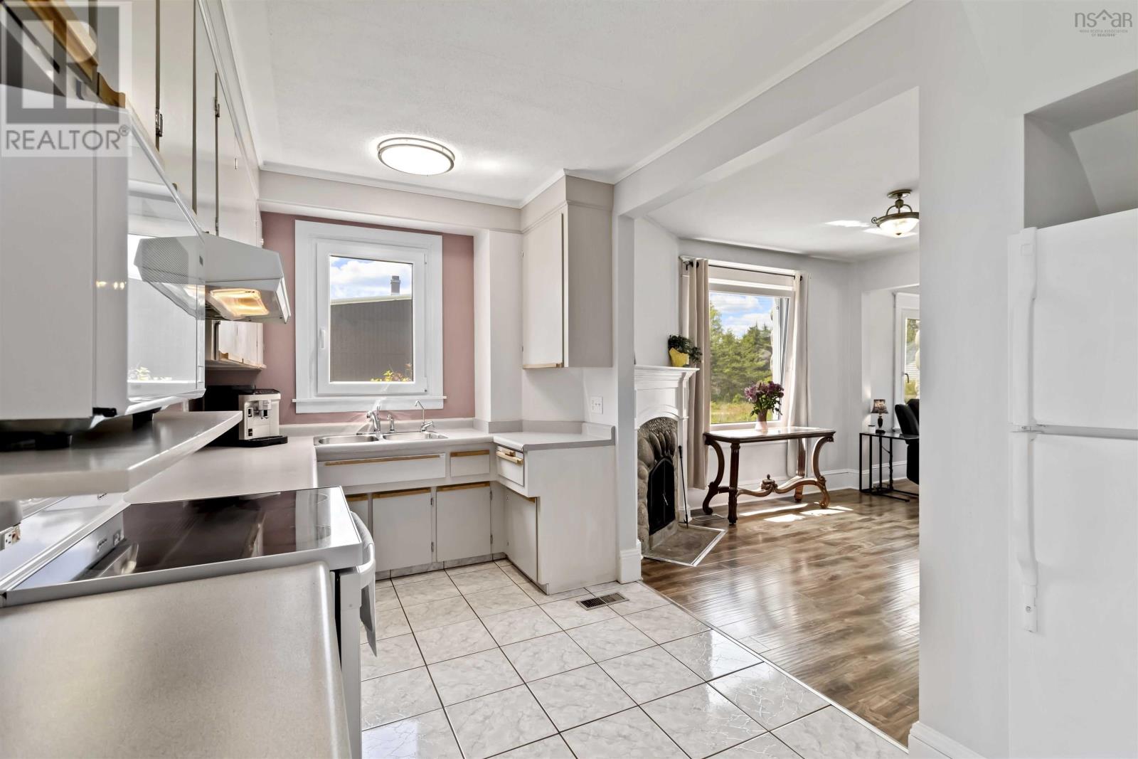 Property 21 of 49 of 4027 331 Highway