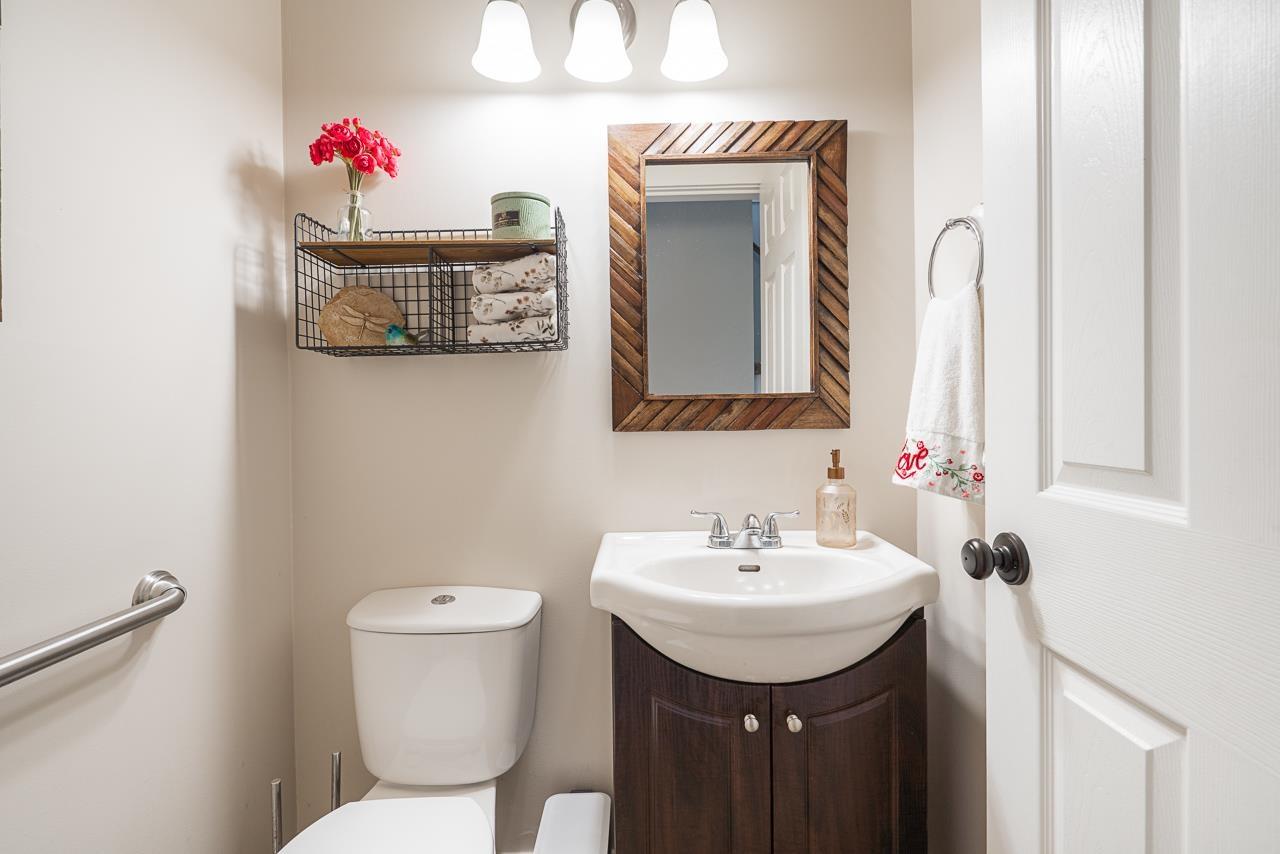 28 46689 FIRST AVENUE, Chilliwack Proper East, Chilliwack