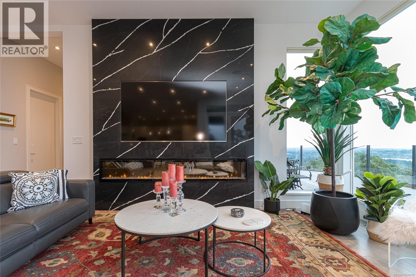 2713 Goldstone Hts, Langford