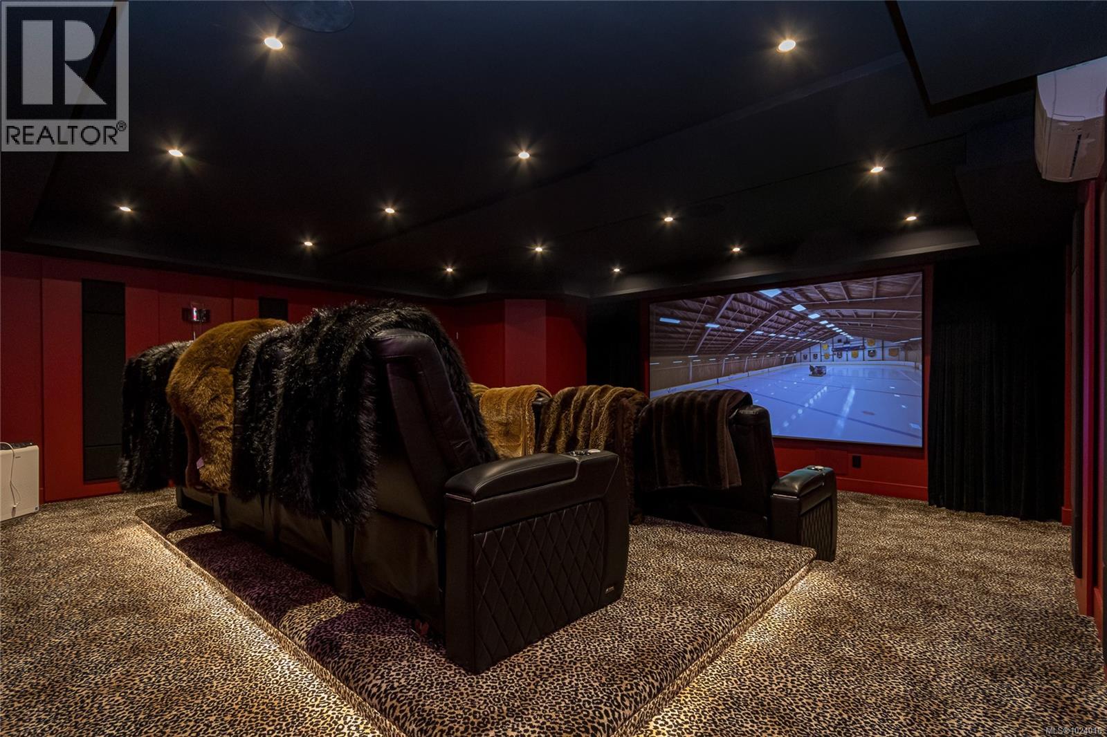 2713 Goldstone Hts, Langford