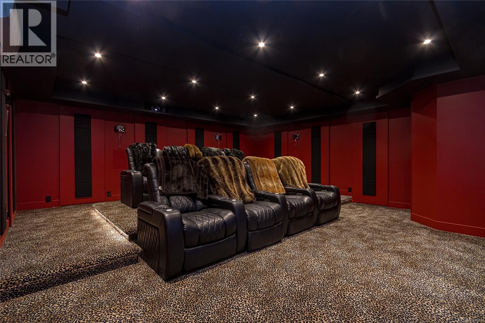 2713 Goldstone Hts, Langford