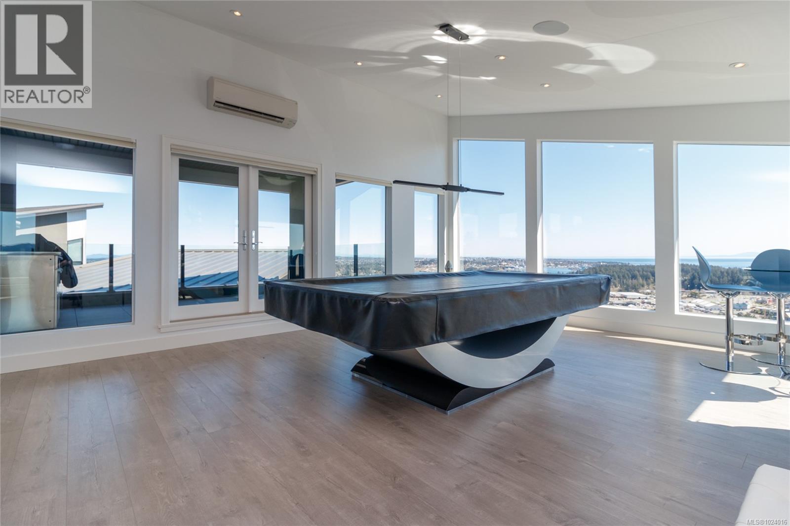 2713 Goldstone Hts, Langford