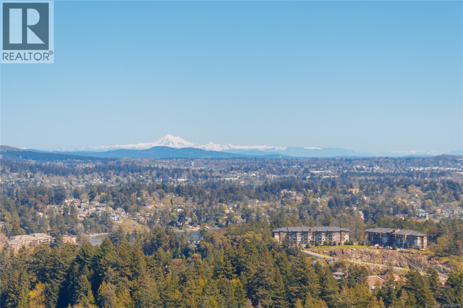 2713 Goldstone Hts, Langford