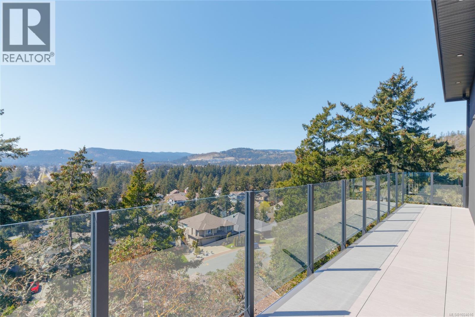 2713 Goldstone Hts, Langford