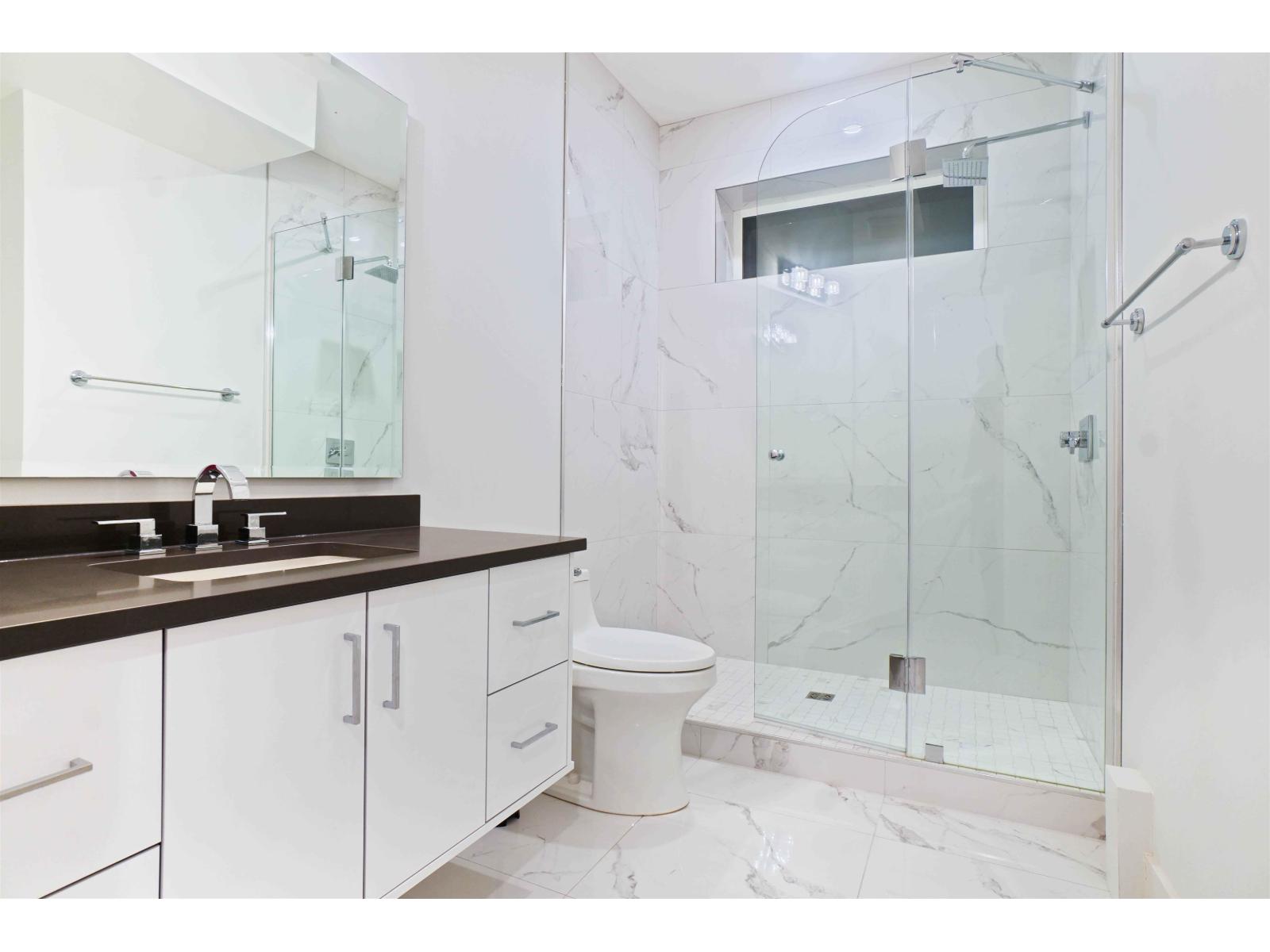 8211 264 STREET, Langley