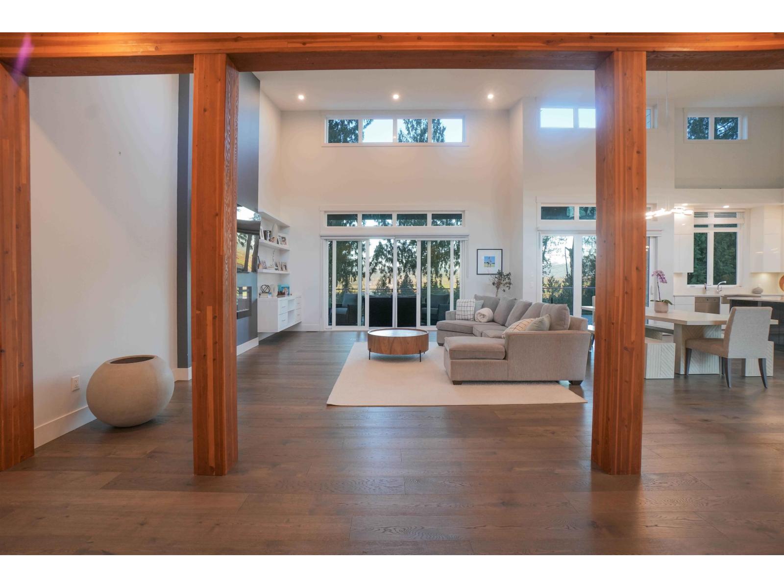 8211 264 STREET, Langley