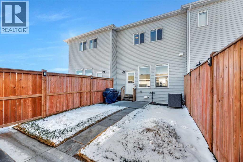 Single Family House for Sale in  Wolf Hollow Park SE Wolf Willow Calgary 