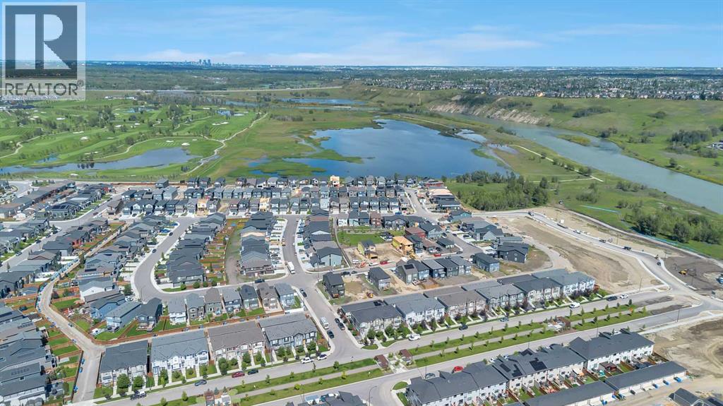 Single Family House for Sale in  Wolf Hollow Park SE Wolf Willow Calgary 