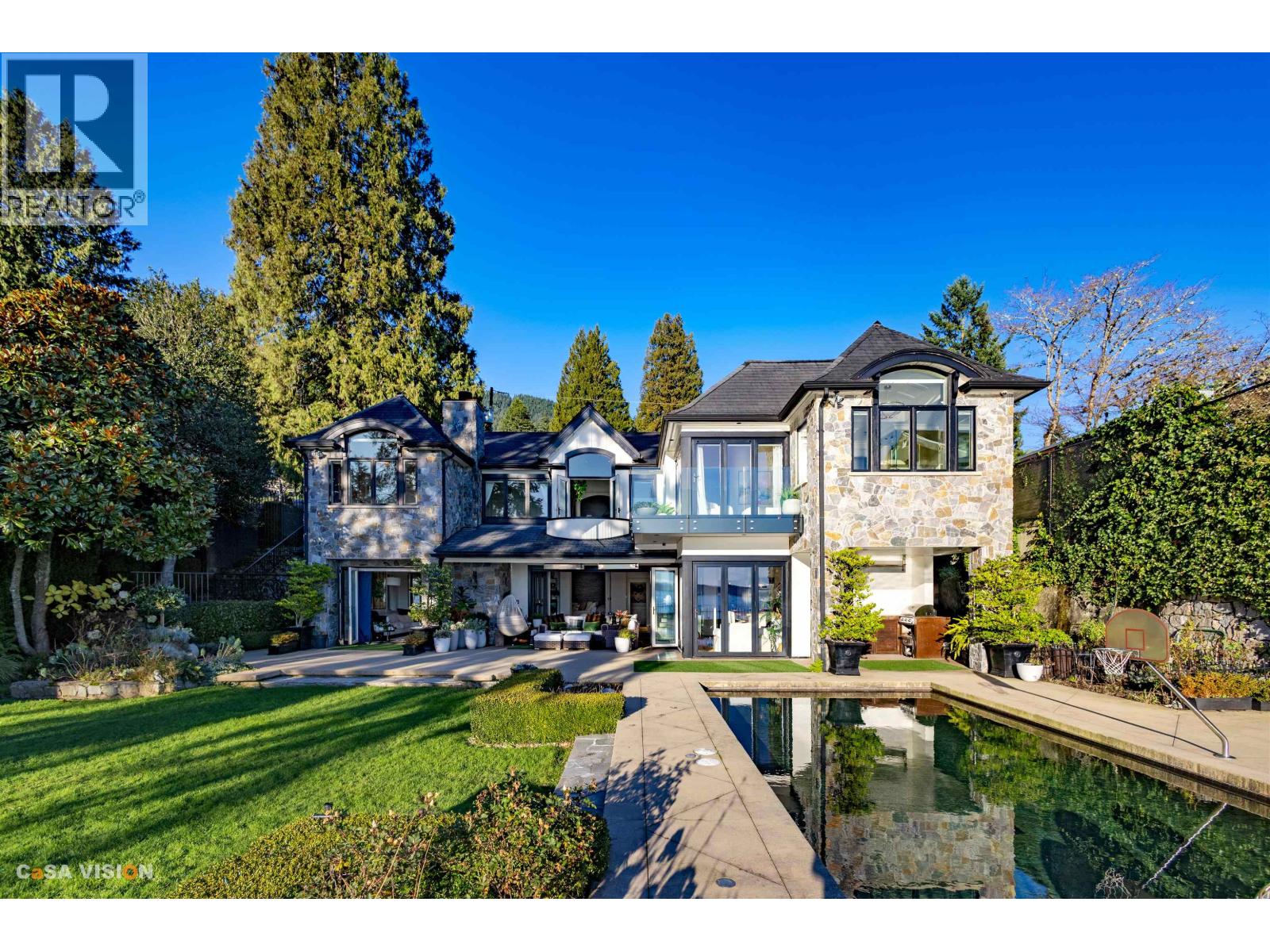 3390 RADCLIFFE AVE, West Vancouver