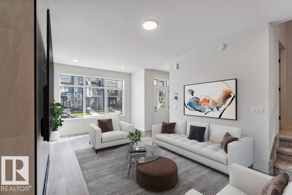 7526 KLAPSTEIN LINK LI SW, Edmonton