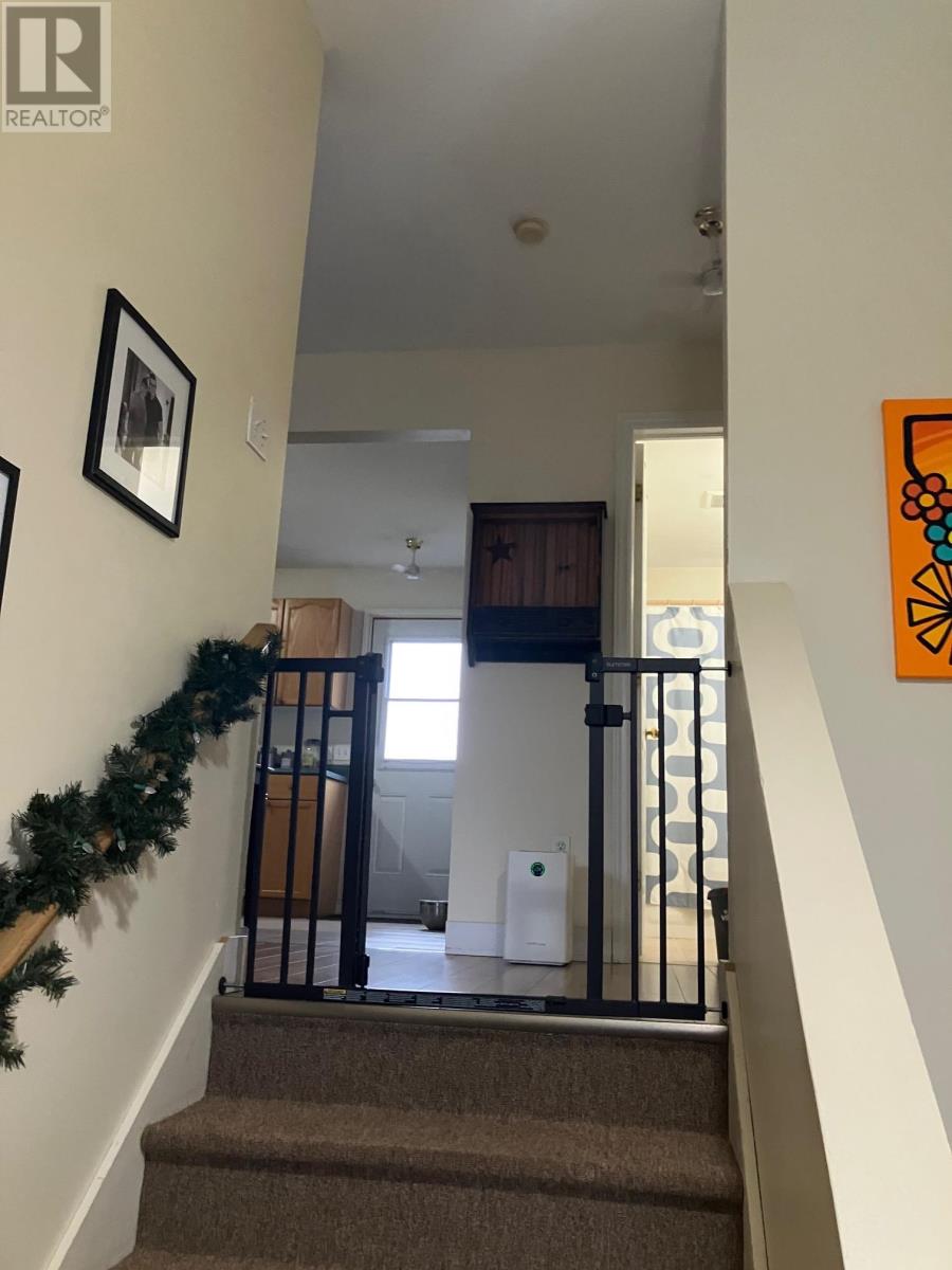 366 ST. PETERS ROAD - 12