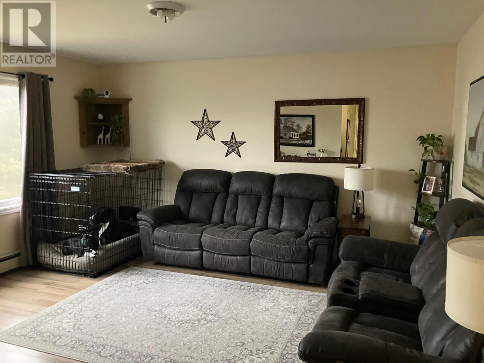 366 ST. PETERS ROAD - 19