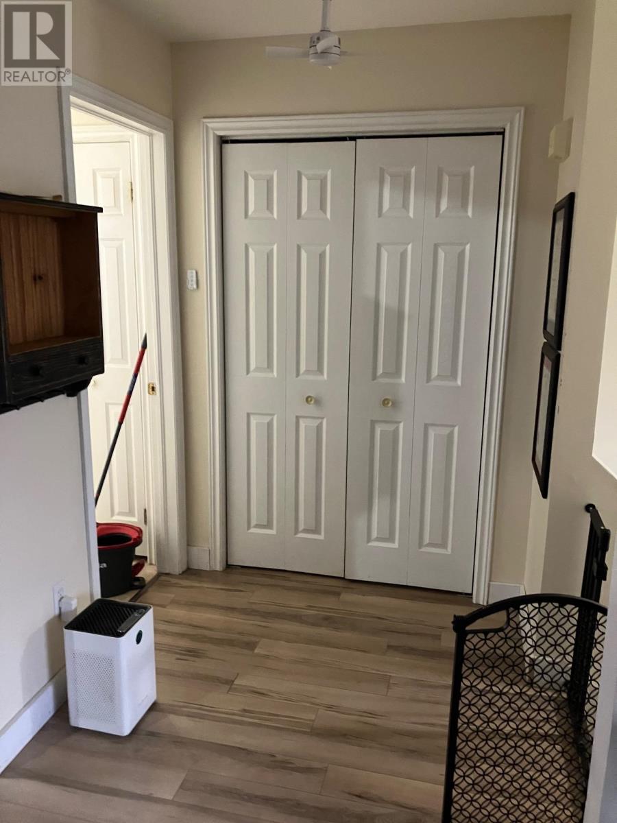 366 ST. PETERS ROAD - 7