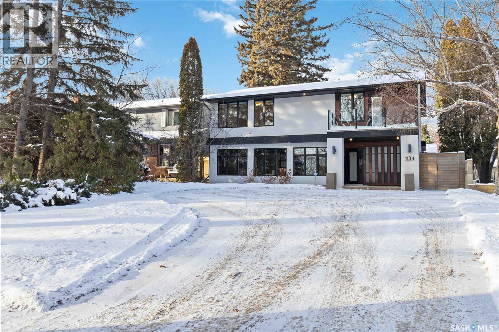 1134 Spadina CRESCENT E - Photo 2 of 50, Saskatoon, Saskatchewan