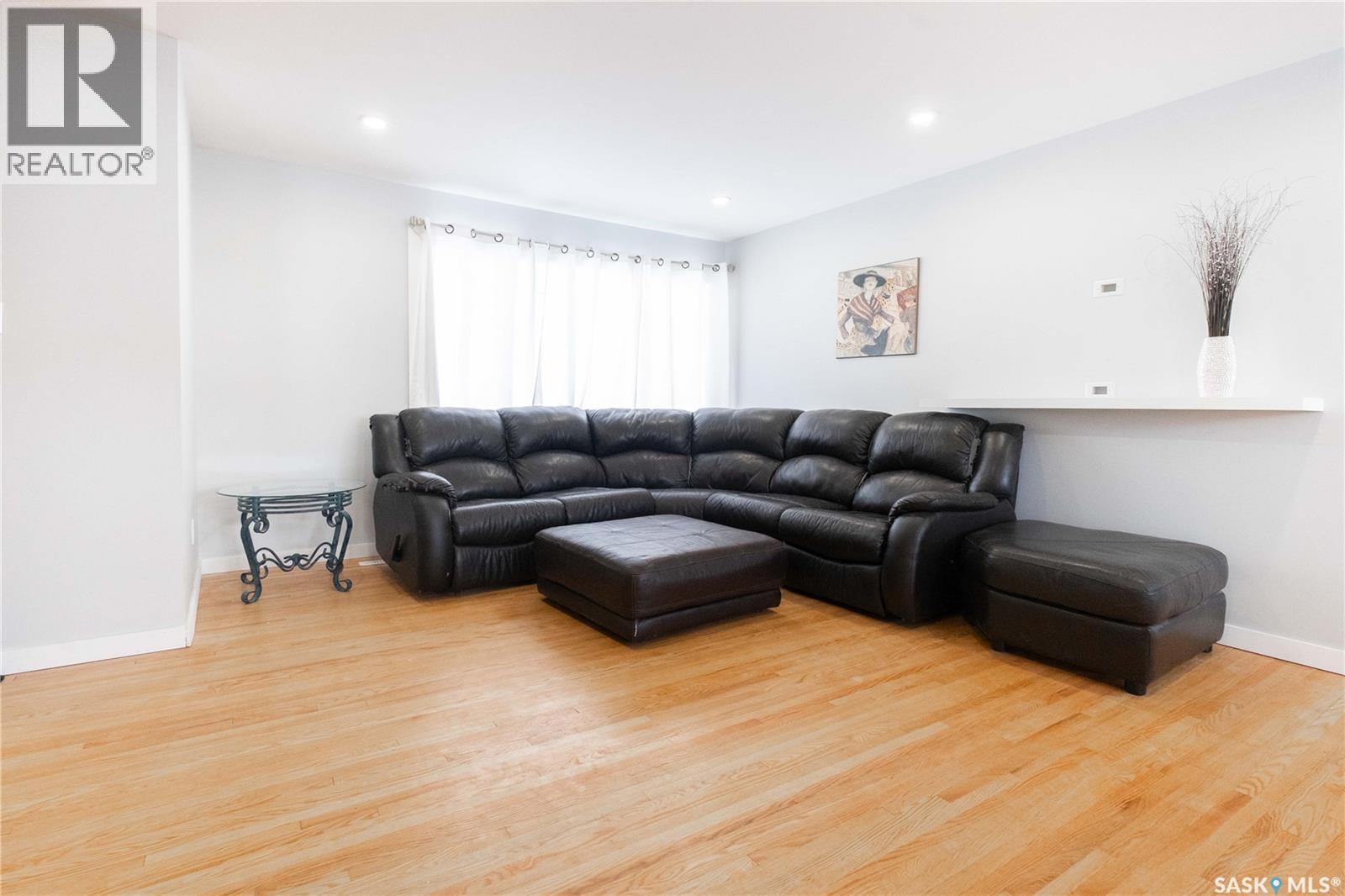 Single Family House Bungalow for Sale in  Empress STREET Regina 