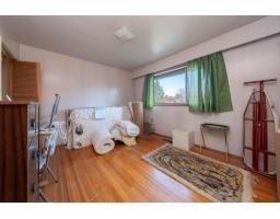 13817 Berg Road, Surrey, BC V3R5L2 Photo 12