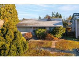 13817 Berg Road, Surrey, BC V3R5L2 Photo 24