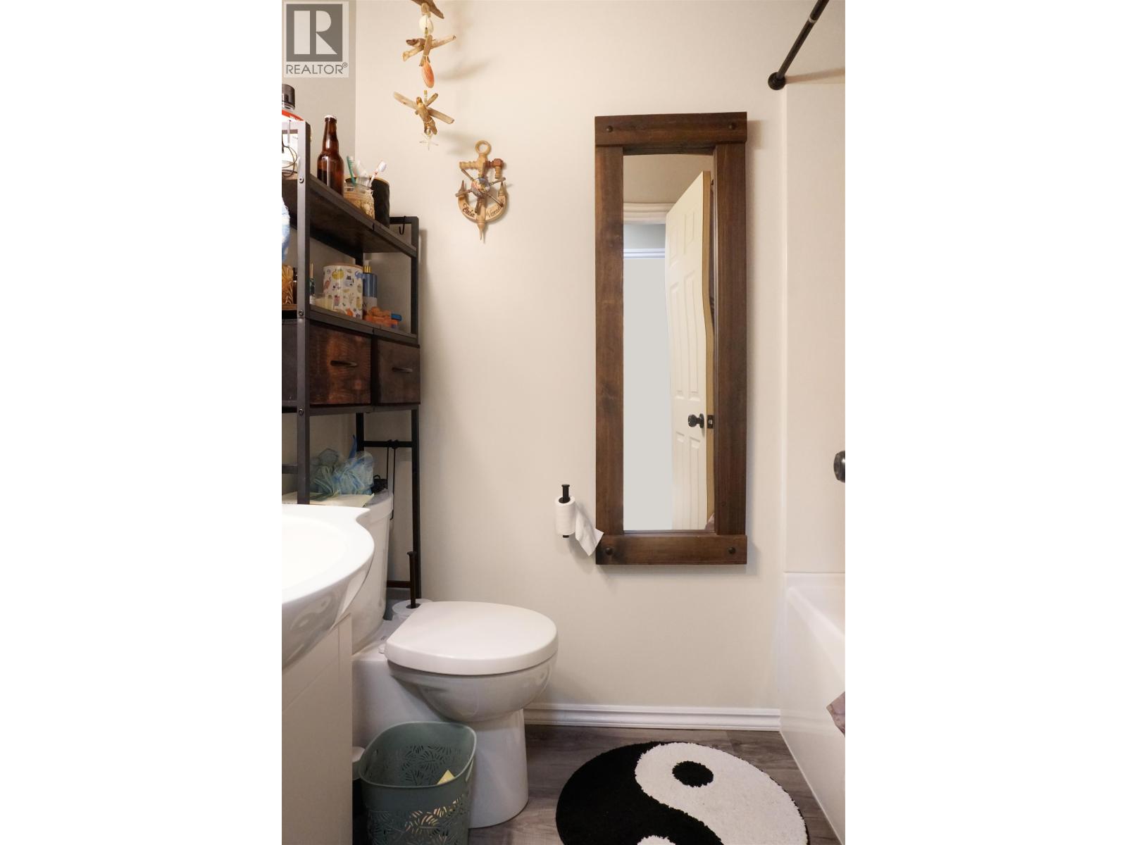 46 CHARLES STREET, Kitimat