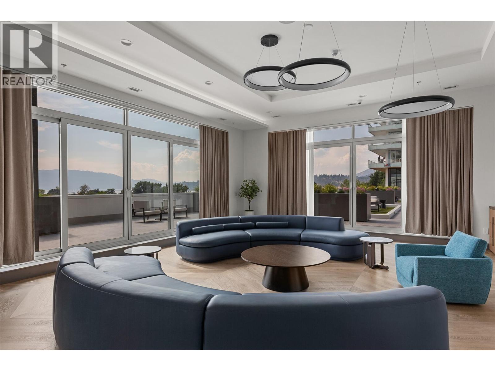 3307 1626 Water Street, Kelowna