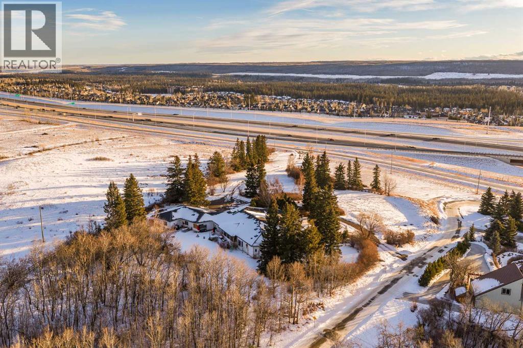 Single Family House Bungalow for Sale in  Slopeview Drive SW Springbank Hill Calgary 