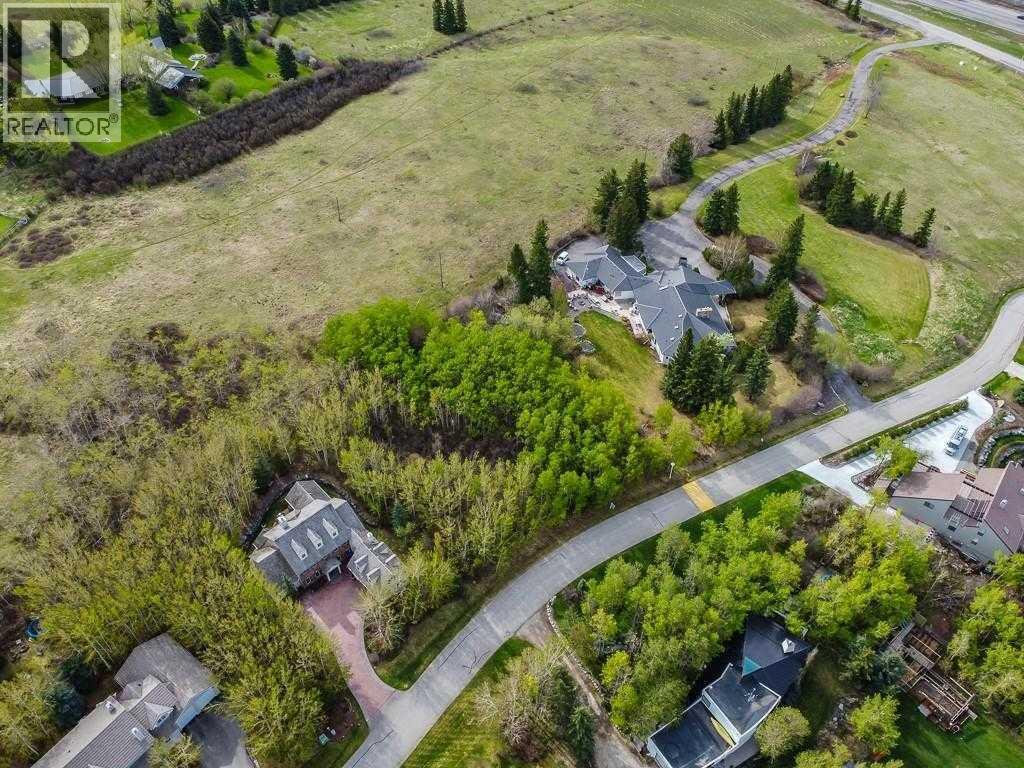 Single Family House Bungalow for Sale in  Slopeview Drive SW Springbank Hill Calgary 